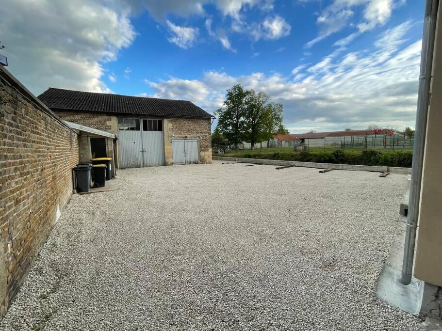 La Riviere, Appartement 3 Personnes Isles-sur-Suippe Экстерьер фото